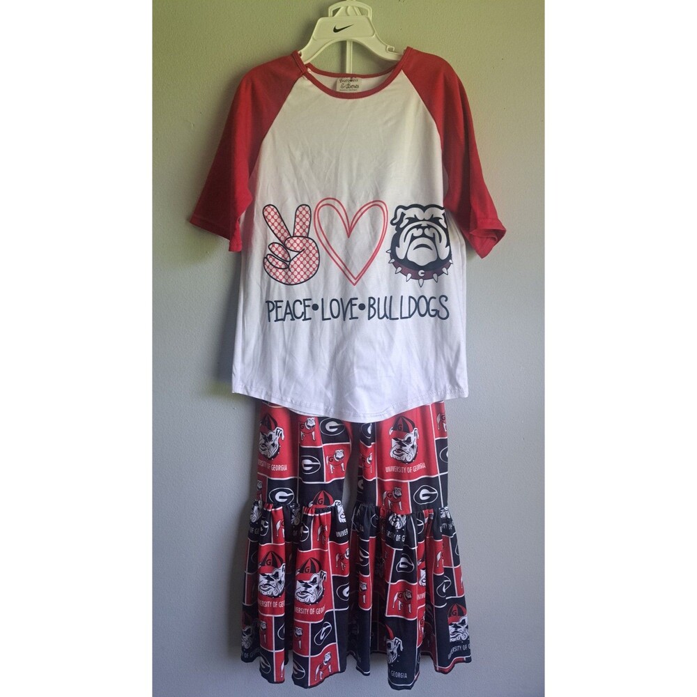 Georgia Bulldogs outfit 7/8